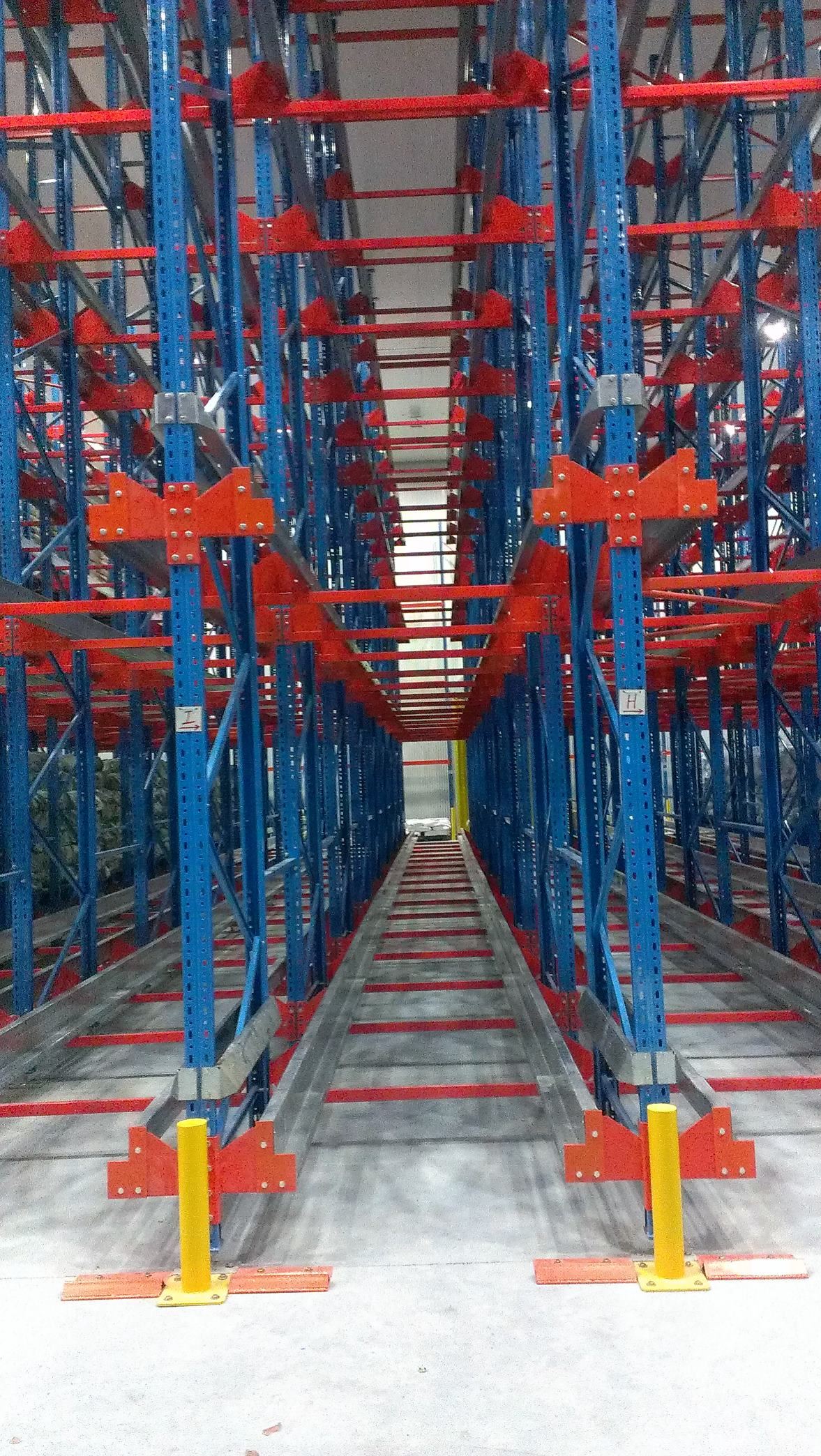 Kā Jracking Radio Shuttle Rack ir labāks par parastajiem plauktiem? Populārs ...